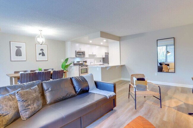 Foto del edificio - 1600 S Eads St