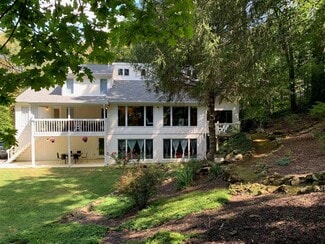 Building Photo - 3536 Chain Dam Rd