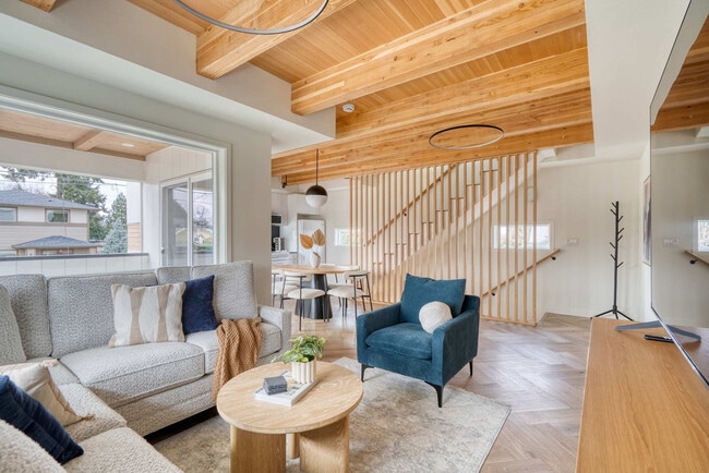 Foto del edificio - 5016 NE 26th Ave