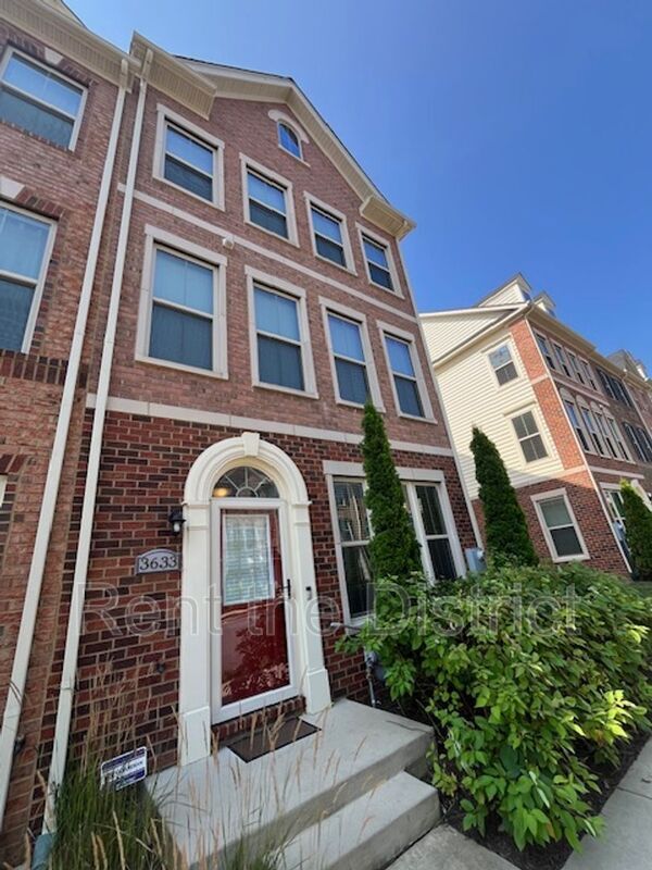 Foto principal - 3633 Jamison St NE