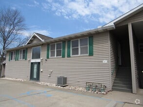 Building Photo - 339 Grandview Ave