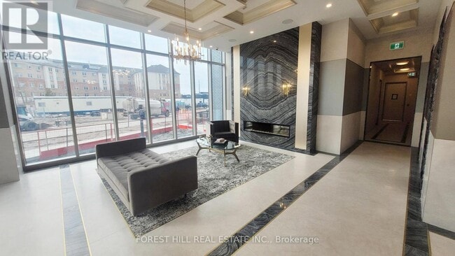 Building Photo - 10 Gatineau Dr