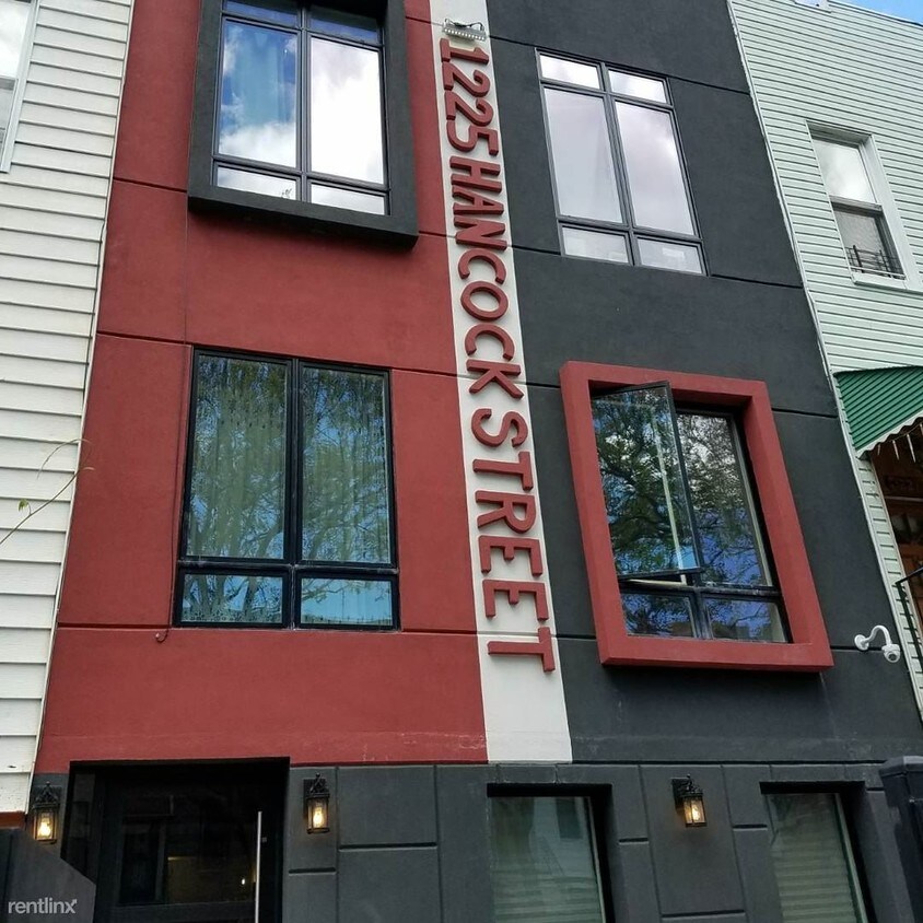 Primary Photo - 1225 Hancock St