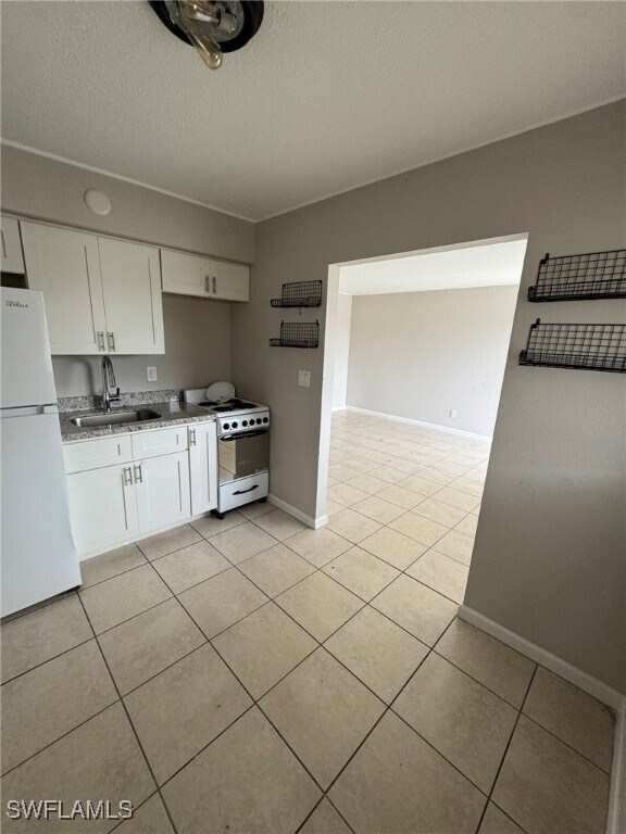 Foto principal - 2452 Stella St