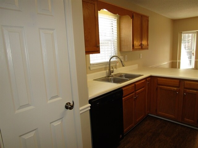 Building Photo - 503 Springmoor Ct