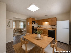 Building Photo - 11543 Rousseau St