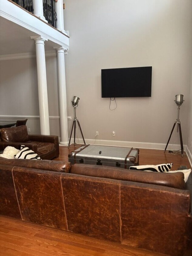 Primary Photo - Available Now Fully Furnished Town Home in...