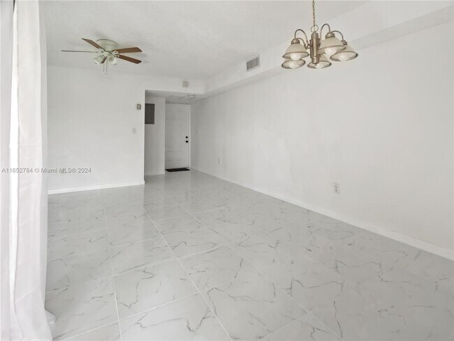 Foto del edificio - 1151 N Liberty Ave