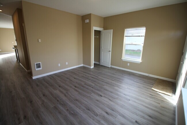 Foto del edificio - 1544-1546 Tripp St SE