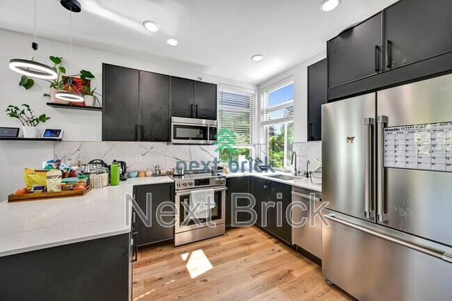 Foto del edificio - 12311 15th Ave NE
