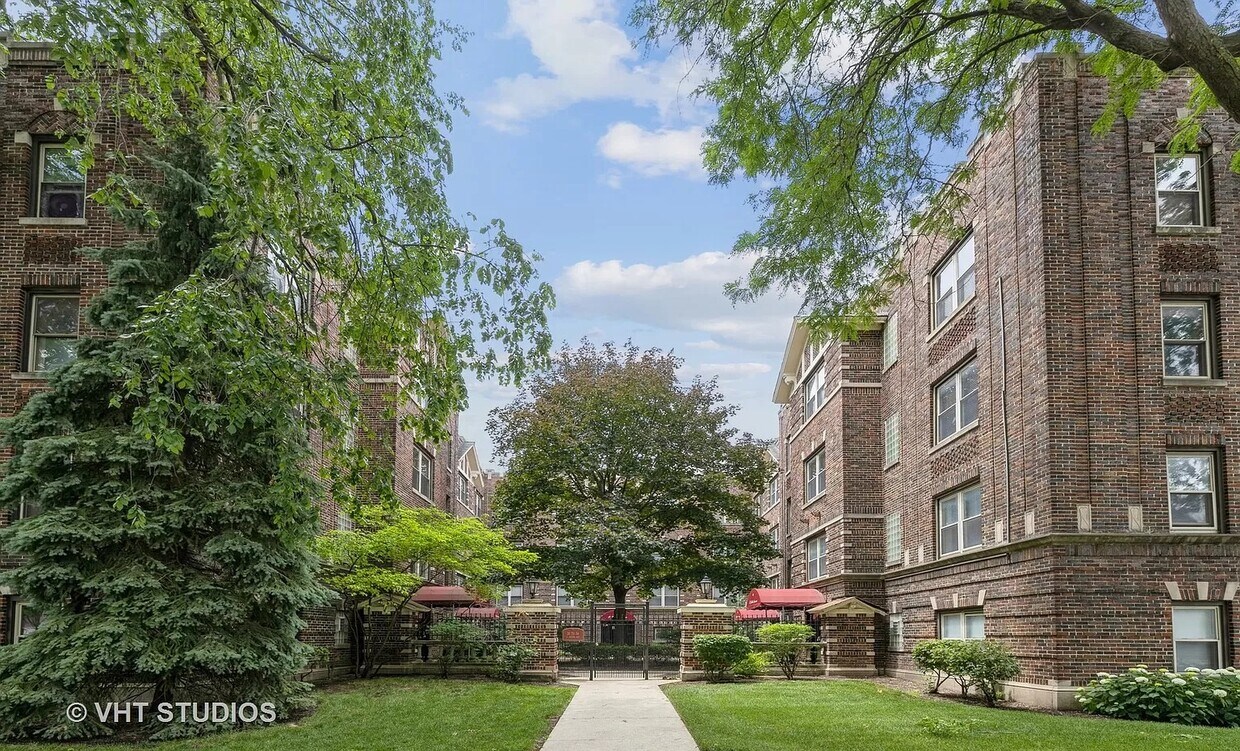 34 6th Ave Unit 3k, La Grange, IL 60525 Condo for Rent in La Grange