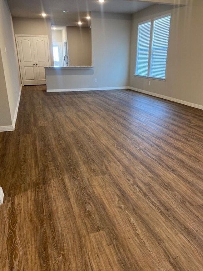 Building Photo - NEWLY BUILT HOME