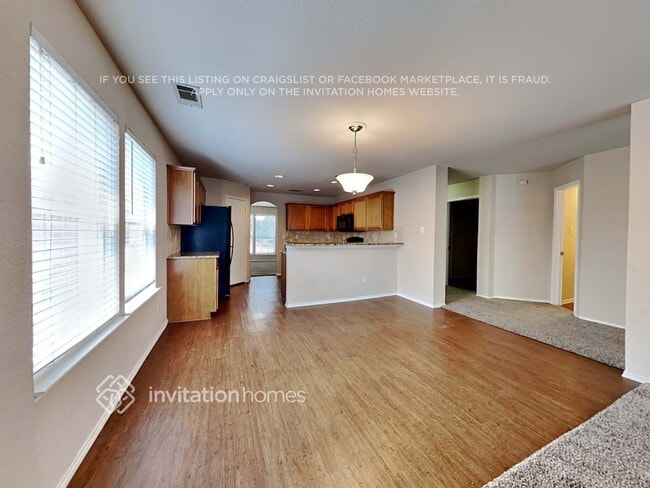Building Photo - 10404 Hideaway Trail