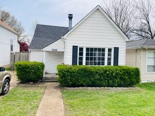 Foto principal - 7046 Mitchell Ave