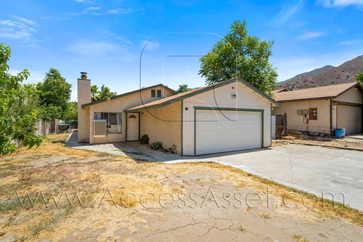 Primary Photo - Spacious 3 Bed/2 Bath Home In Lake Elsinore!