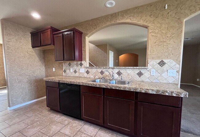 Building Photo - 3 bedrooms 2.5 bath - 2235 square feet