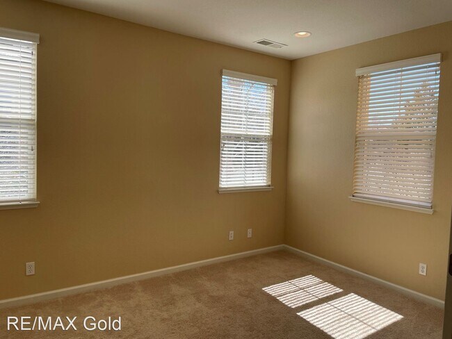Foto del edificio - 4 br, 2.5 bath House - 595 Connemaras Court