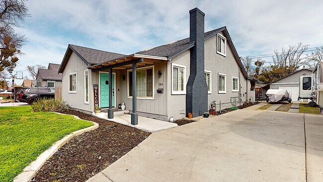 Foto del edificio - 204 N Santa Ana Ave