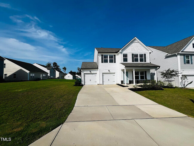 Foto del edificio - Like-New Home Near Downtown Fuquay with Mo...