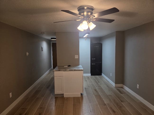 Photo - 918 S Pennsylvania St Apartment