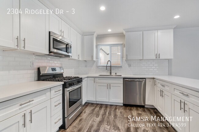 Foto del edificio - 2304 Ridgeley Dr