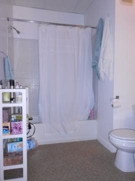 Building Photo - 1061 Beacon St