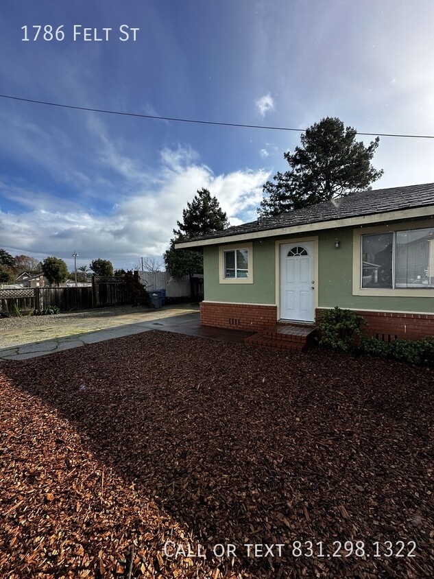 Primary Photo - Spacious 4-Bed, 2-Bath Home in Santa Cruz