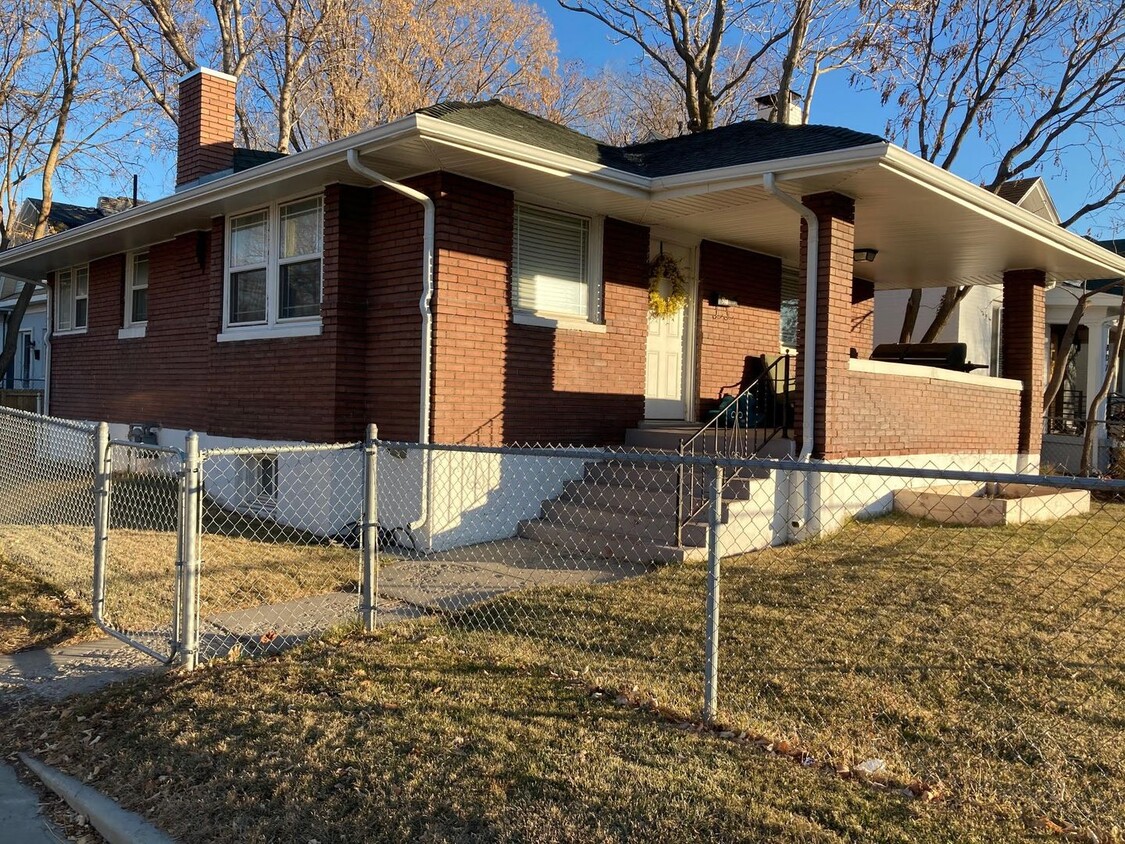 Primary Photo - Beautifully Updated (Liberty Park) Bungalow