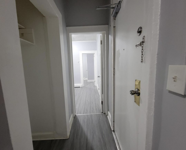 Foto del edificio - 545 E 38th St