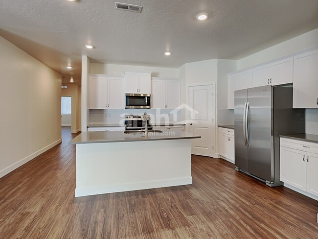 Foto del edificio - 5054 W White Ash Ct