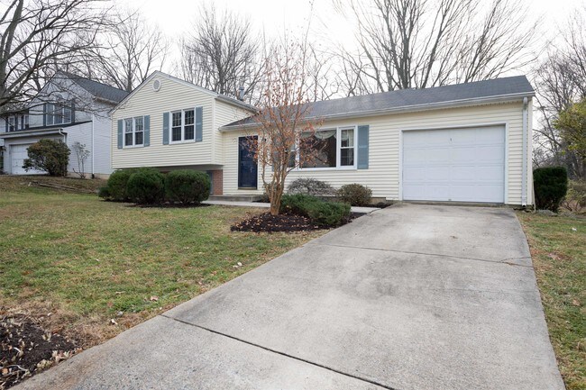 Building Photo - 9323 Talisman Dr