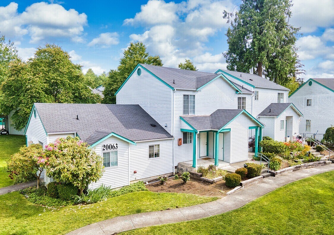 Winton Woods Apartments in Poulsbo, WA