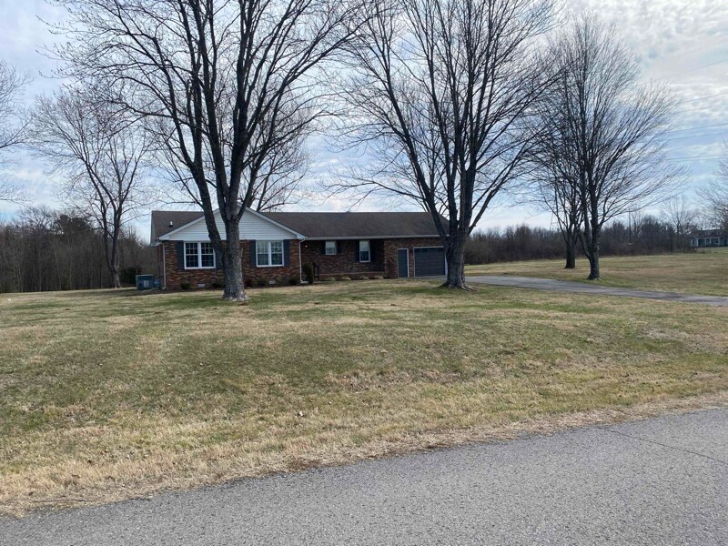 Primary Photo - 435 W Nichols Cir