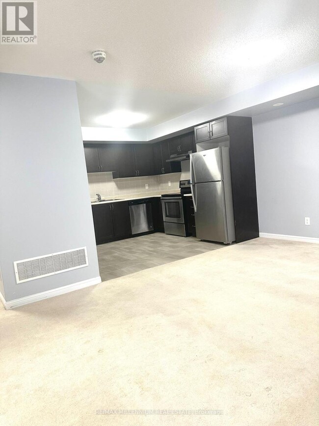 Photo du bâtiment - 250-250 Sunny Meadow Blvd