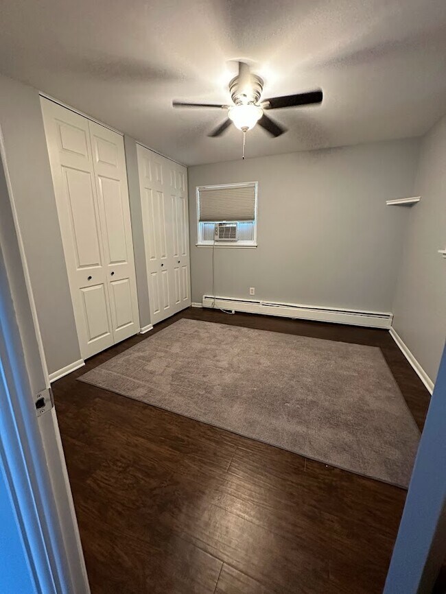 Foto del edificio - 2527 W 13 Mile Rd