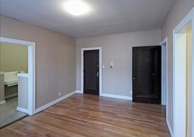 Building Photo - 7045 W Vernor Hwy