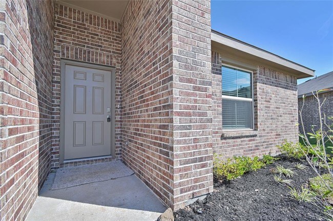 Building Photo - 29606 Foliage Ln