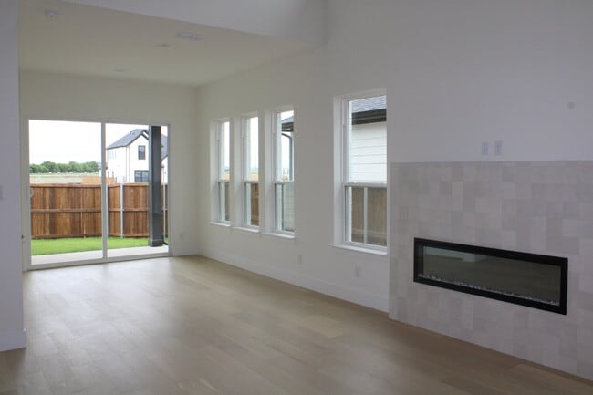 Photo - Brand new construction!!! Never lived in home at premier location!! Right next to new, Universal ...