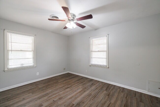 Building Photo - For Lease