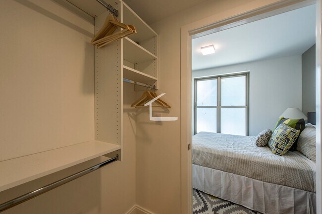 Building Photo - 30 Malvern St