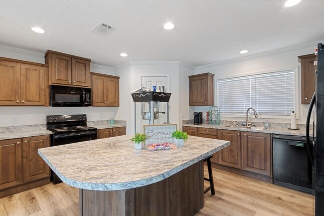 Foto del edificio - Paradise Village