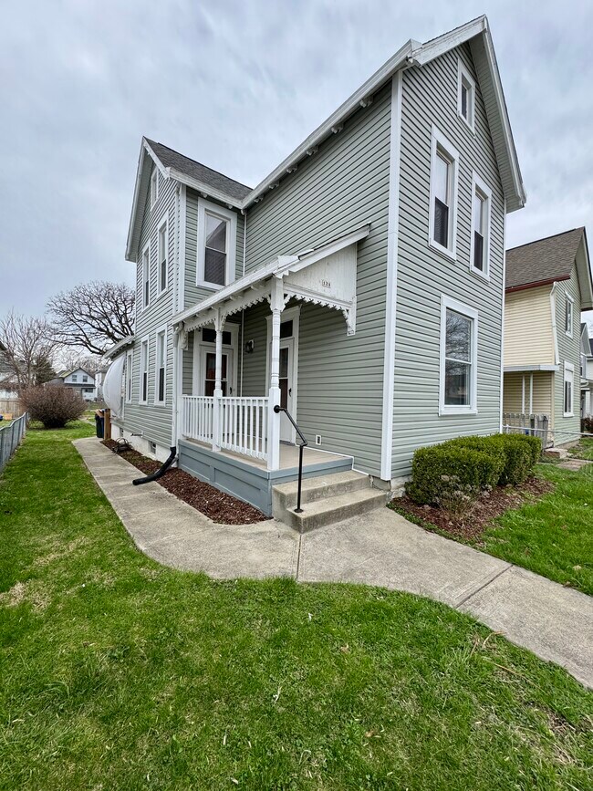 Foto del edificio - 121 Chicago Ave