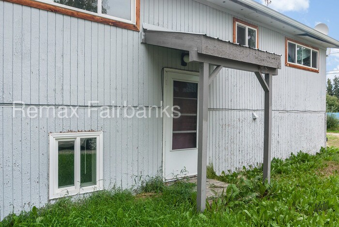 Primary Photo - 500 Craig Ave
