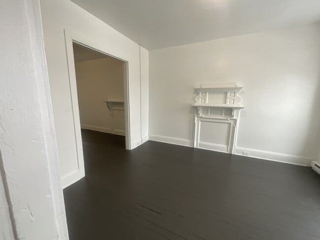 Foto del edificio - 301 N Newberry St