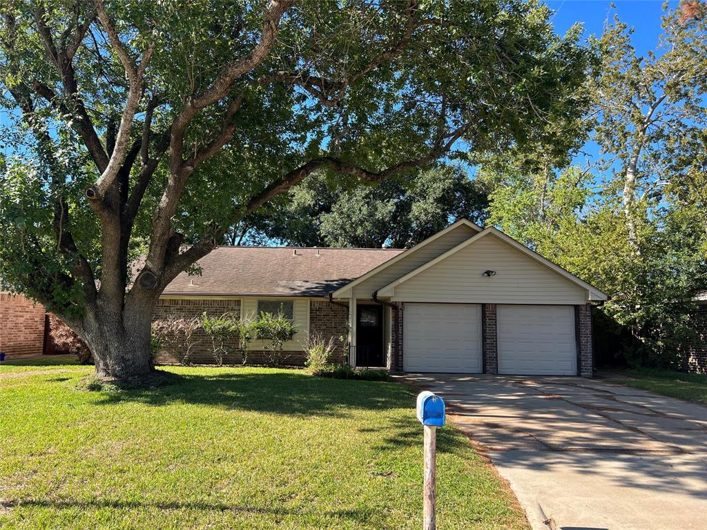 Foto principal - 714 Martin Ln