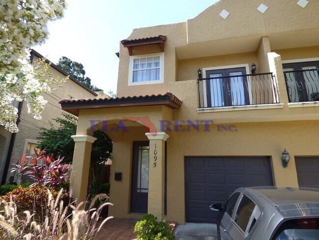 *** 3/2.5 with 1 car garage/ Townhouse Th... - *** 3/2.5  with 1 car garage/ Townhouse Th...