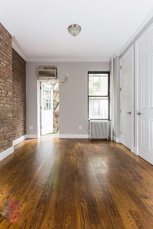 Building Photo - 493 Second Avenue