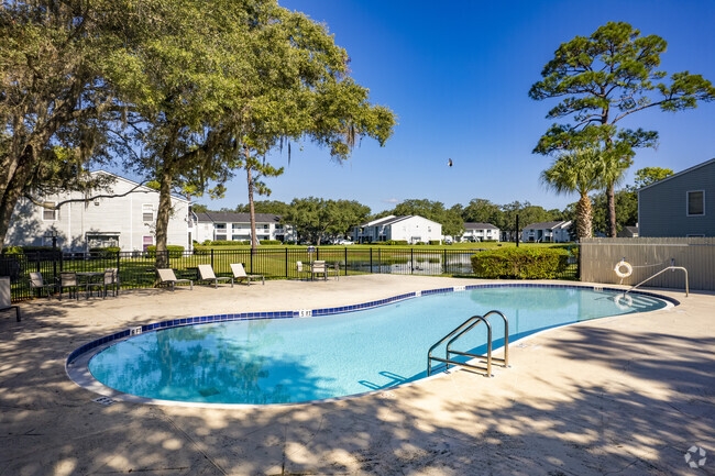 Piscina - 202 Windwood Oaks Dr Tampa, FL, 33613 - Windwood Oaks Apartments