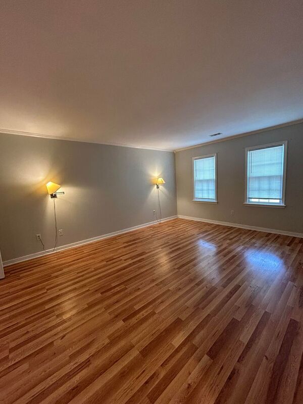 Building Photo - 2612 Tracewood Cir
