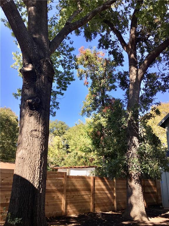 Foto del edificio - 1806 Haskell St